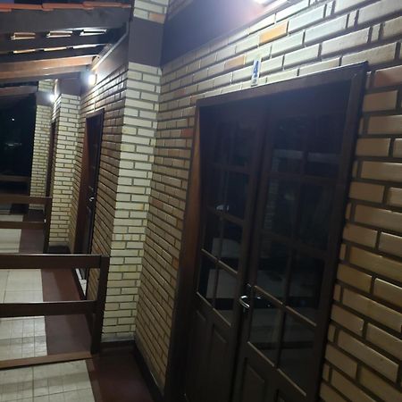 Hotel Residencial Costumes Brasileiras Bombinhas Zimmer foto